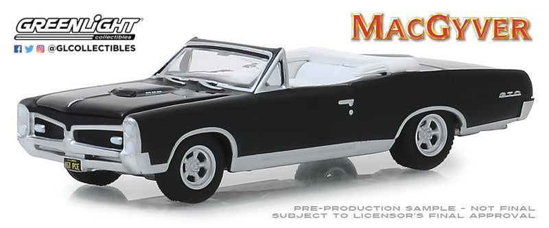  Greenlight - 1-64 Hollywood 24 - 1967 Pontiac GTO Convertible - MacGyver