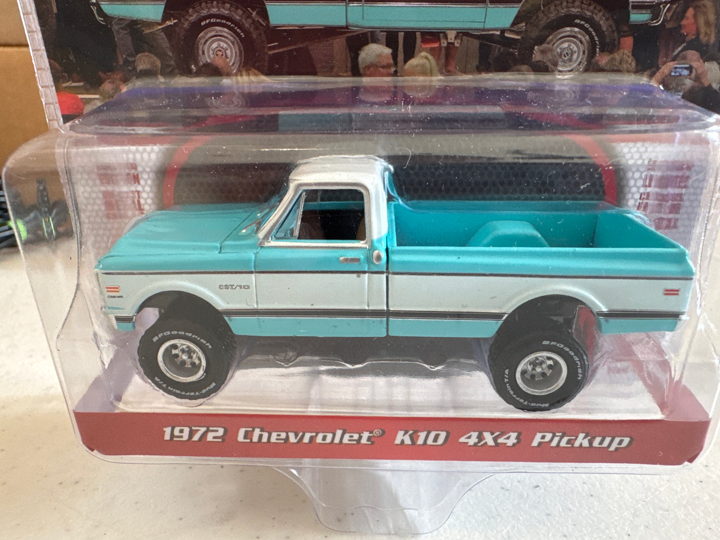 Greenlight - Barrett Jackson 1972 Chevrolet K10 4x4 Pickup - DiecastModeler.com