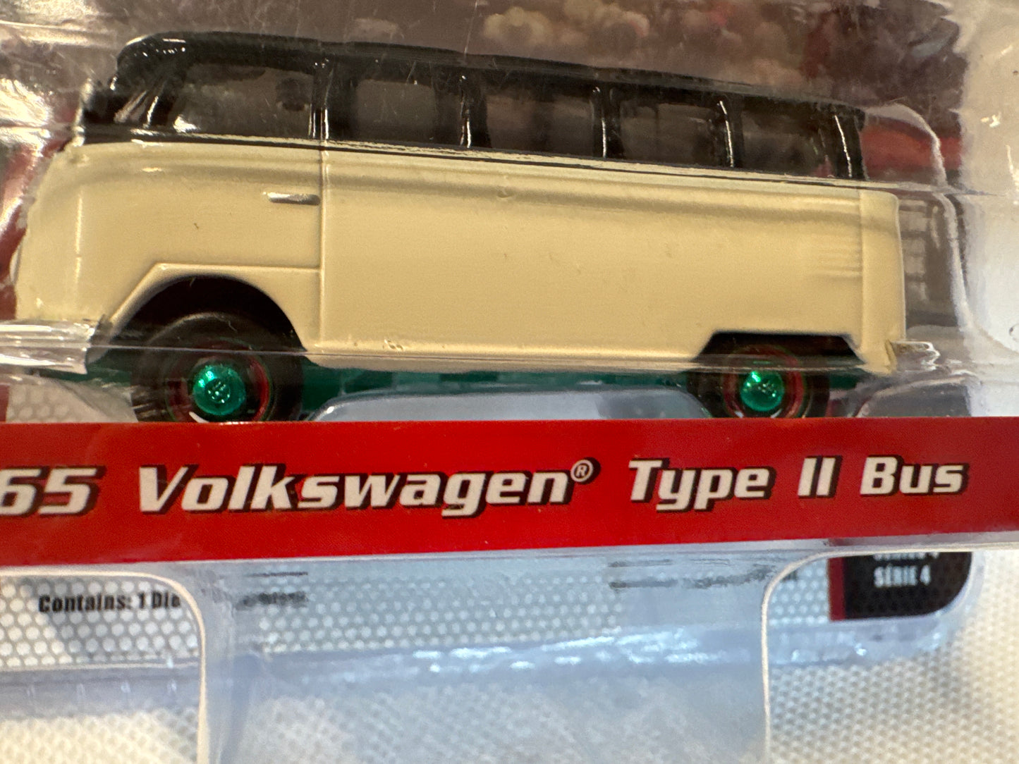 Greenlight - 1:64 Barrett-Jackson Series 4 - 1965 VW Type II 21-Window Deluxe Bus (GREEN)