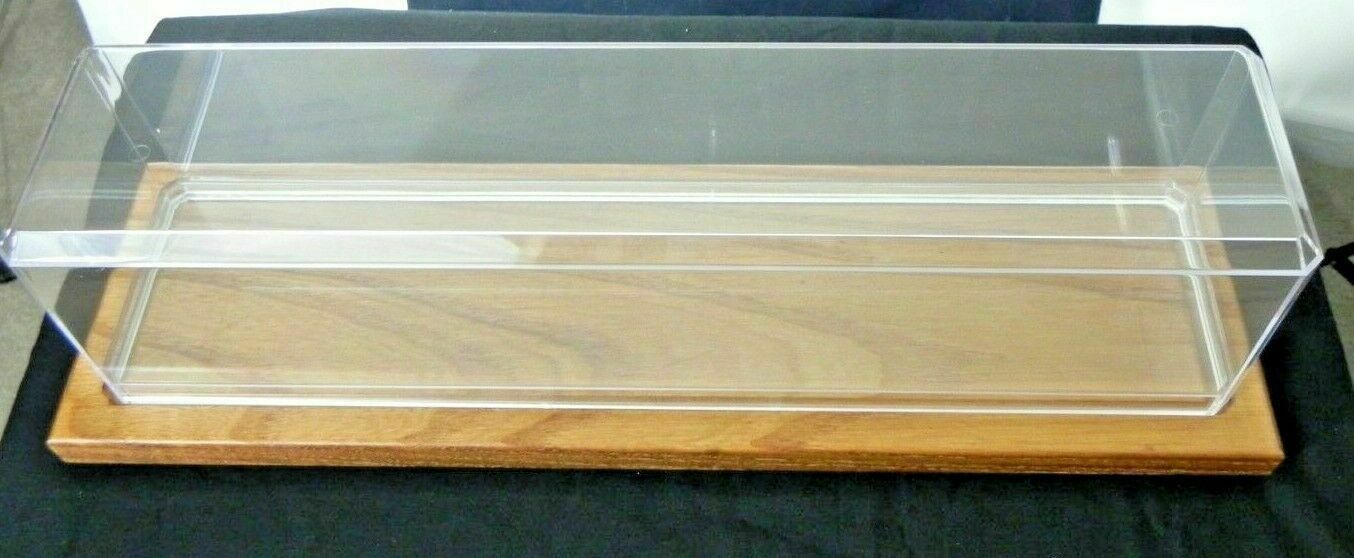 1:64 Scale Display Case Wooden Base – 633CDWOOD