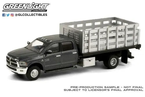 Greenlight - 2018 Ram 3500 Dually Stake Truck - DiecastModeler.com