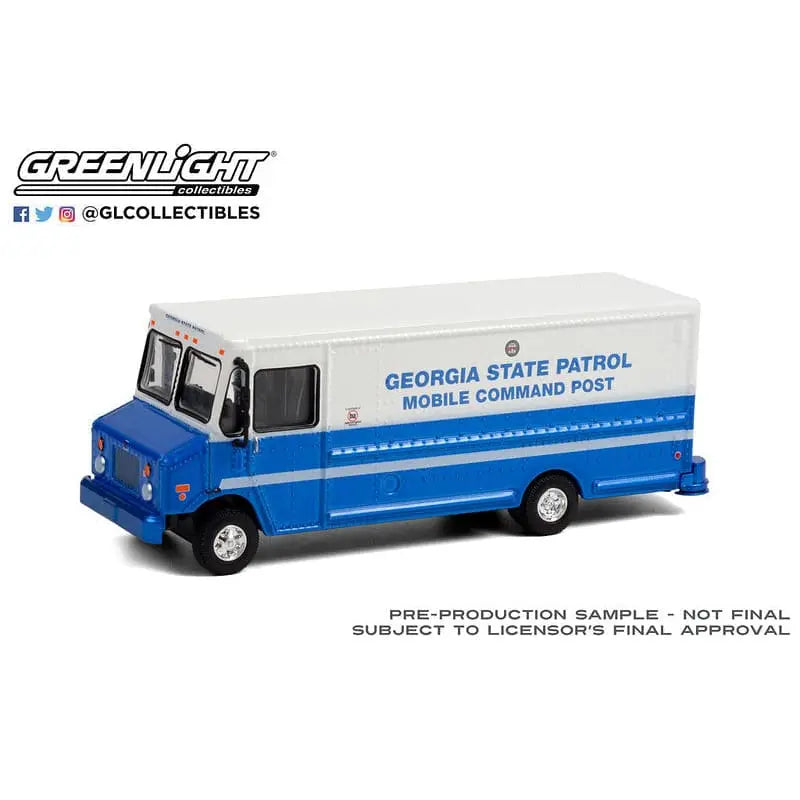 Greenlight - HD Trucks - 2019 Step Van- Mobile Command Center-GaSP - DiecastModeler.com