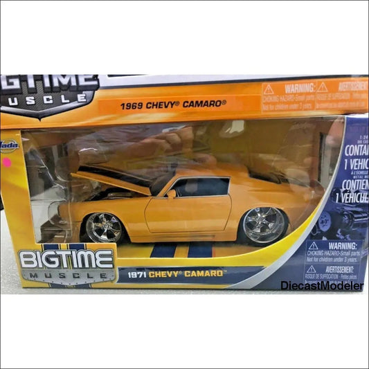  Jada Toys Bigtime Muscle - Chevy Camaro Hard Top 1971 "Boxed"