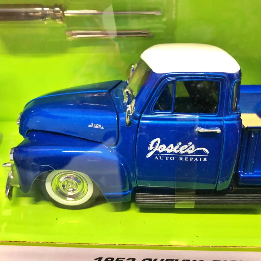 Jada Toys Just Trucks - 1953 Chevrolet 3100 Pickup ’Josie’s Auto Repair’ - DiecastModeler.com