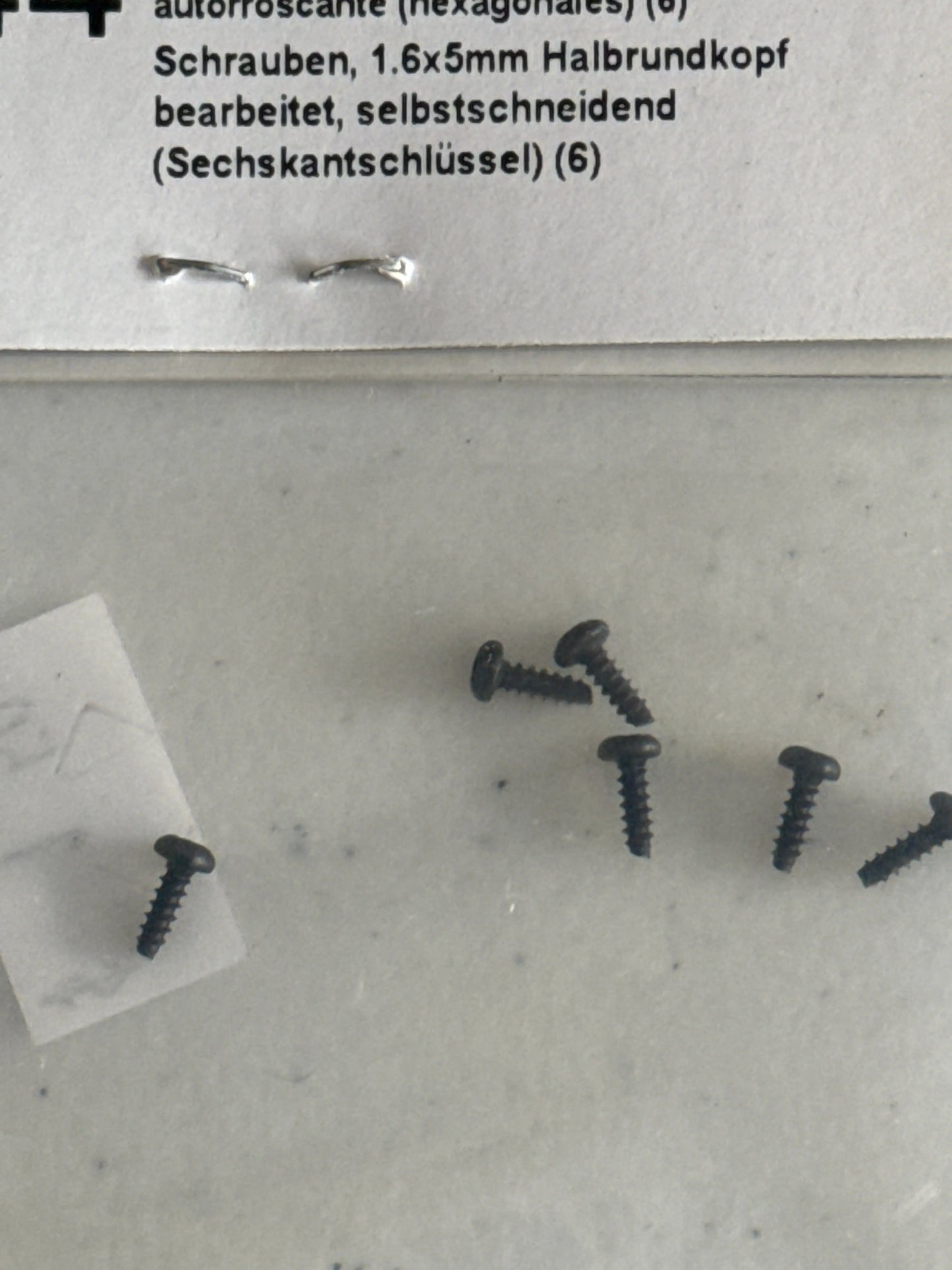 LaTrax 6644 Screw Set 6ea. - DiecastModeler.com