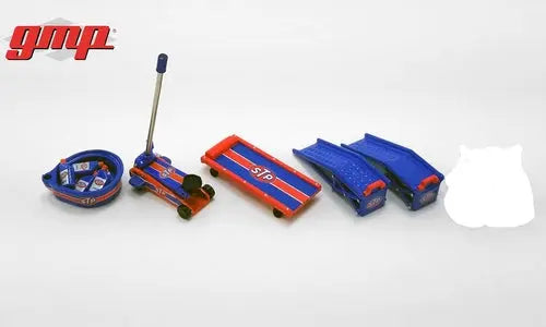 STP Oil Garage Shop Tool Set 1 (5 pc. set, 1:18 Scale)(DISC) - DiecastModeler.com