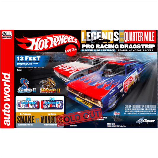  Auto World Hot Wheels Legends of the Qtr., Mile Snake II vs Mongoose II 13' Dragstrip