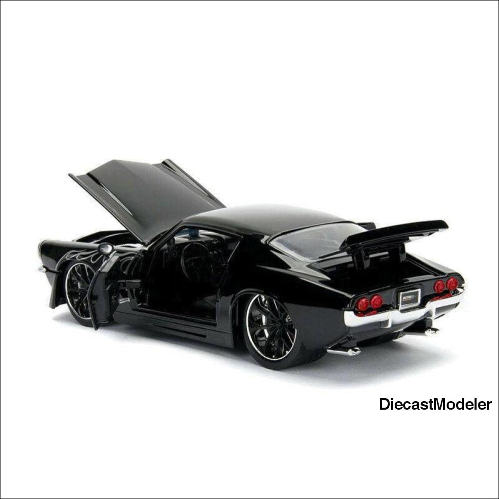 Bigtime Muscle Chevy Camaro Hard Top (1971, 1/24 scale diecast (NotBoxed)-DiecastModeler