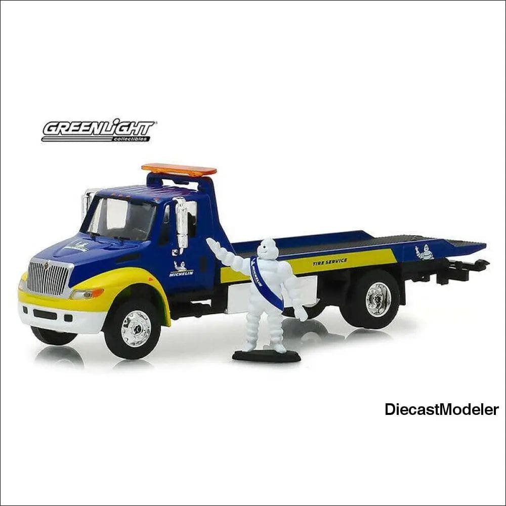 Greenlight - heavy duty trucks series 15 1:64 scale. Toys &