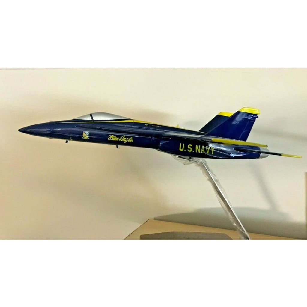 Us - navy blue angels f/a18 model desk top