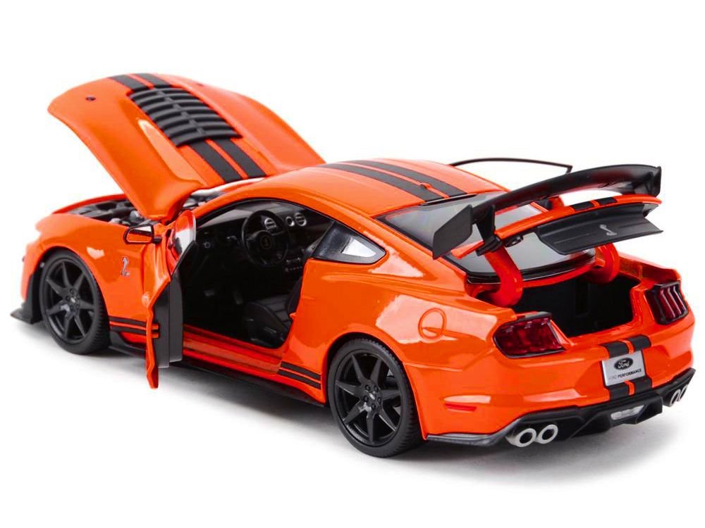 2020 Ford Mustang Shelby GT500 Orange with Black Stripes "Special Edition" 1/18 Diecast Model Car by Maisto view 3