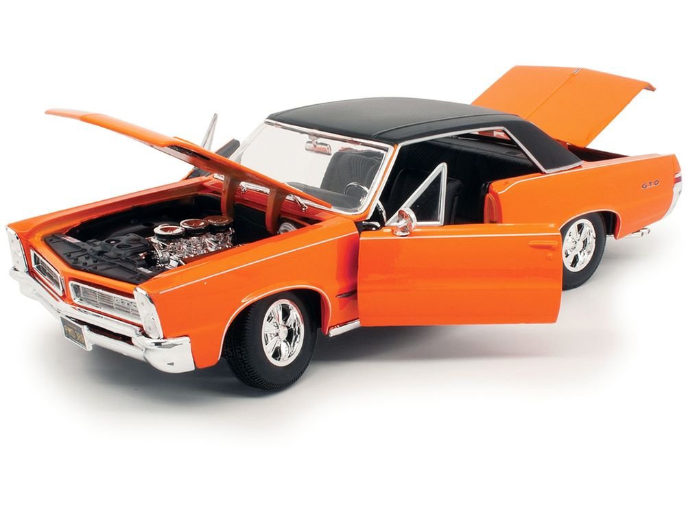 1965 Pontiac GTO Hurst Orange with Black Top and White Stripes "Special Edition" 1/18 Diecast Model Car by Maisto view 3