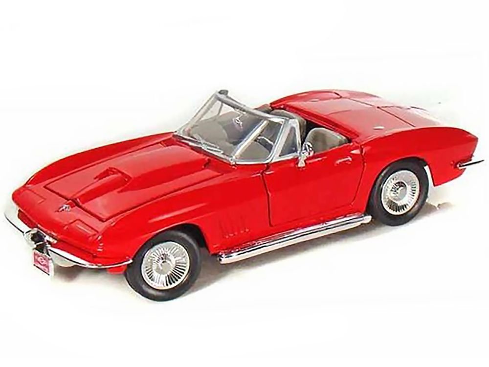 1967 Chevrolet Corvette Convertible Red 1/24 Diecast Model Car by Motormax view 2