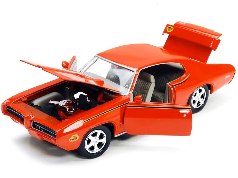 1969 Pontiac GTO Judge Orange with Stripes 1/24 Diecast Model Car by Motormax view 2