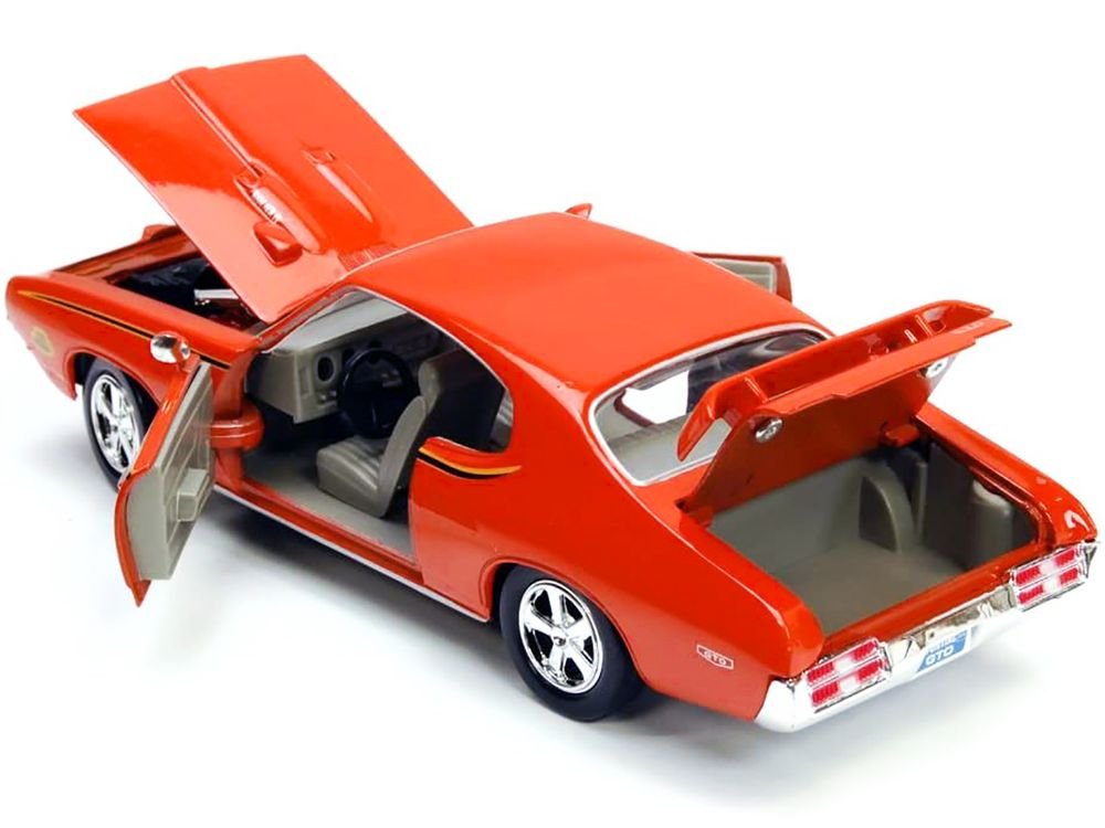 1969 Pontiac GTO Judge Orange with Stripes 1/24 Diecast Model Car by Motormax view 3