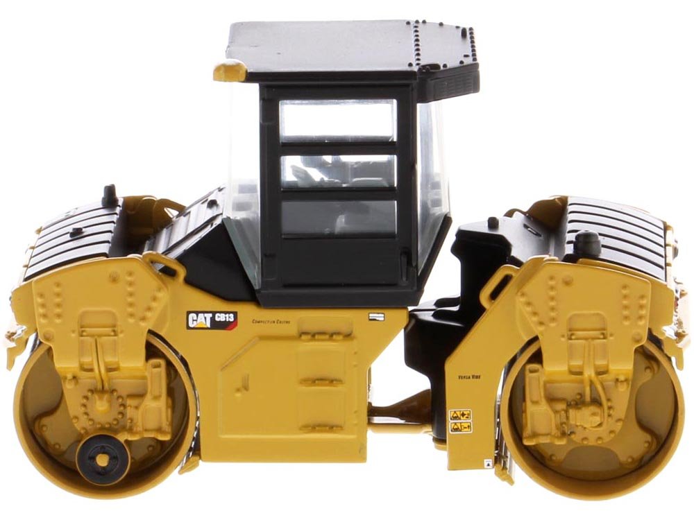 CAT Caterpillar CB-13 Tandem Vibratory Roller with Cab "Play & Collect!" Series 1/64 Diecast Model by Diecast Masters view 2