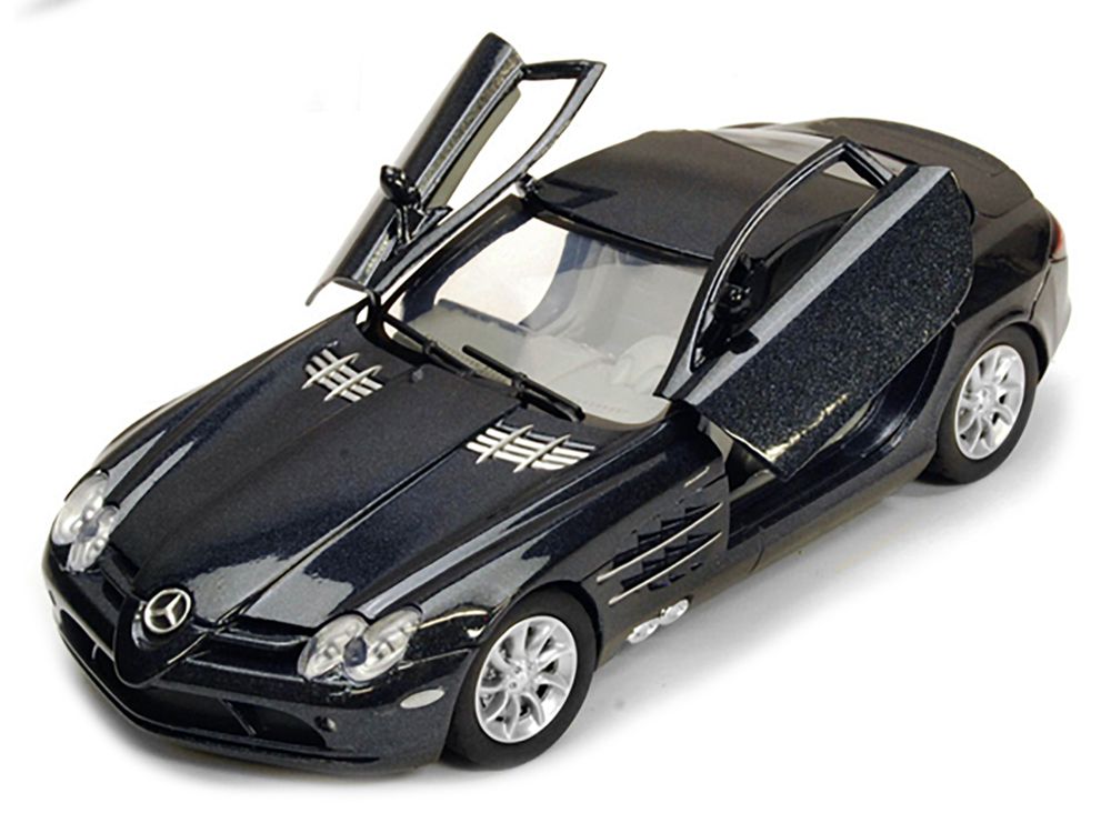 Mercedes Mclaren SLR Metallic Black 1/24 Diecast Model Car by Motormax view 2