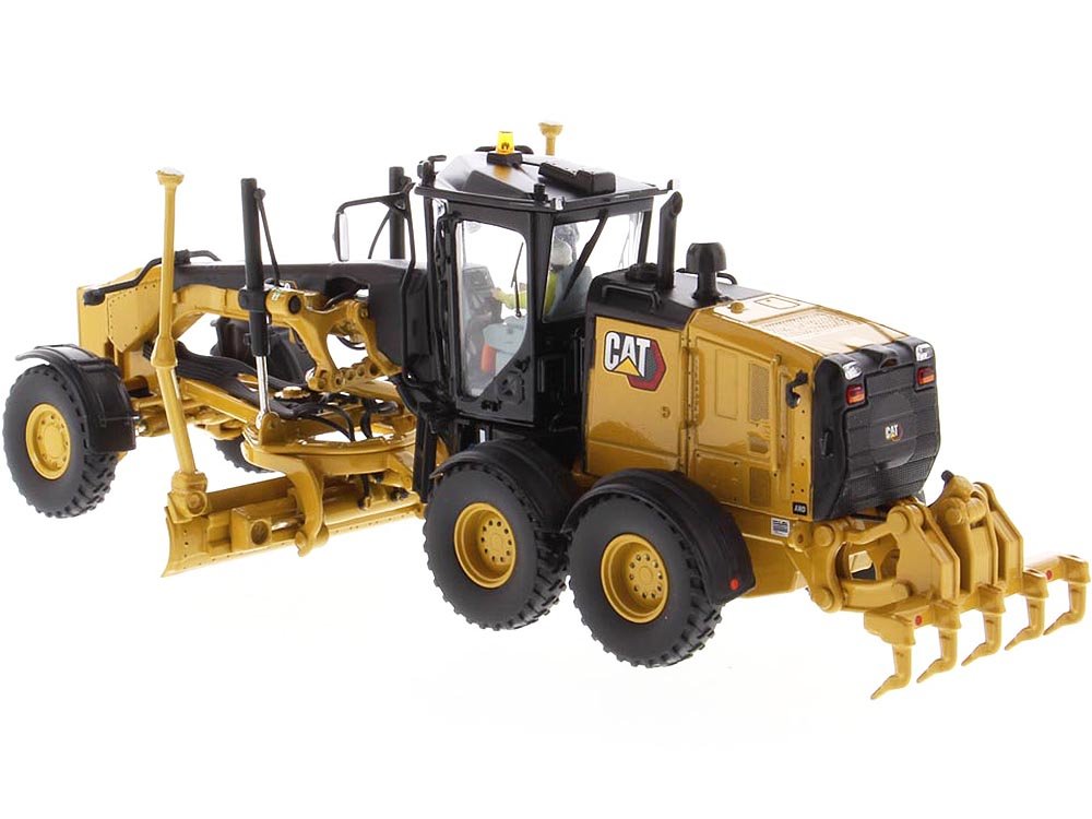 CAT Caterpillar 150 Motor Grader with Operator "High Line Series" 1/50 Diecast Model by Diecast Masters view 4