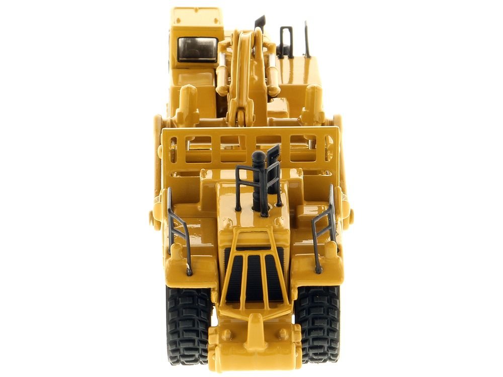 CAT Caterpillar 657G Wheeled Scraper Tractor "High Line" Series 1/125 Diecast Model by Diecast Masters view 4