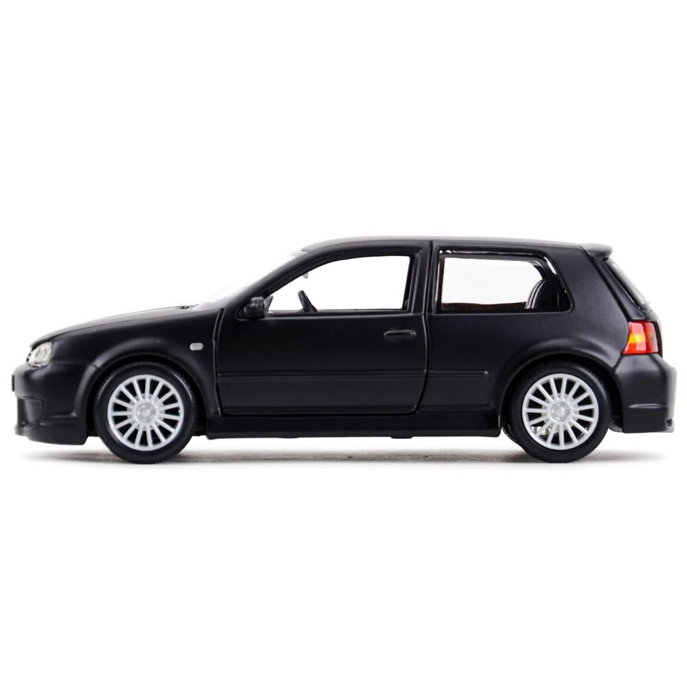 Volkswagen Golf R32 Matt Black "Special Edition" Series 1/24 Diecast Model Car by Maisto view 3