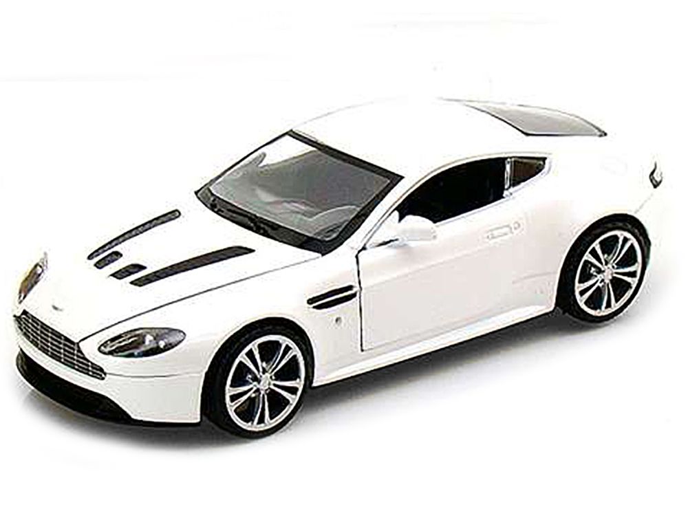 Aston Martin V12 Vantage Pearl White 1/24 Diecast Car Model by Motormax view 2