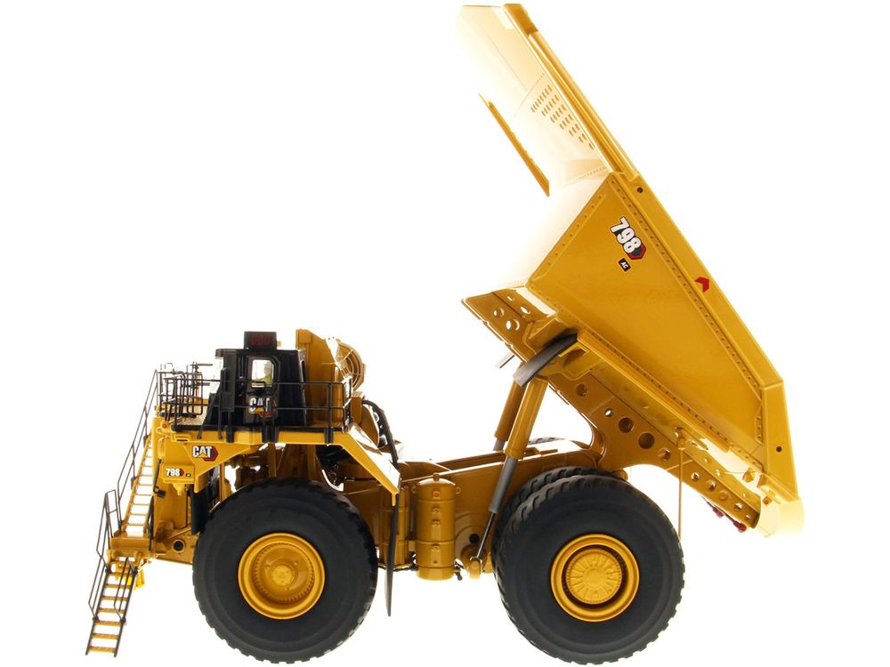 CAT Caterpillar 798 AC Mining Truck "High Line Series" 1/50 Diecast Model by Diecast Masters view 4