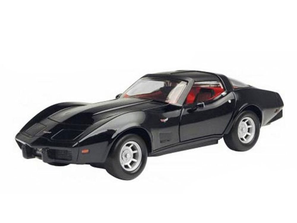 1979 Chevrolet Corvette Black 1/24 Diecast Car Model by Motormax view 2