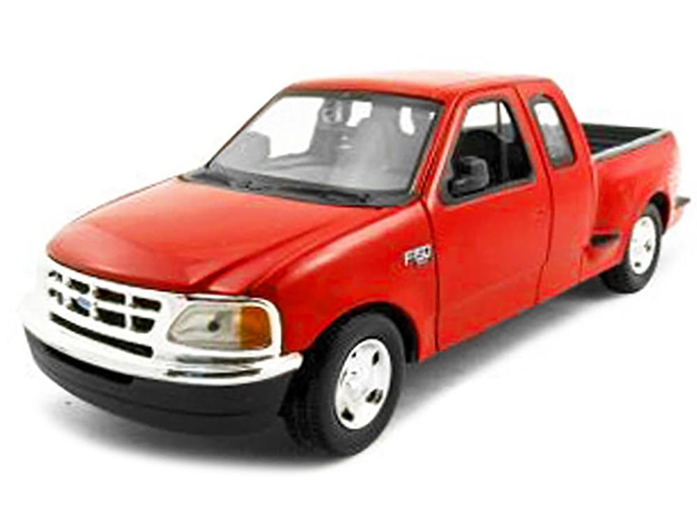 2001 Ford F-150 XLT Flareside Supercab Pickup Truck Red 1/24 Diecast Model Car by Motormax view 2