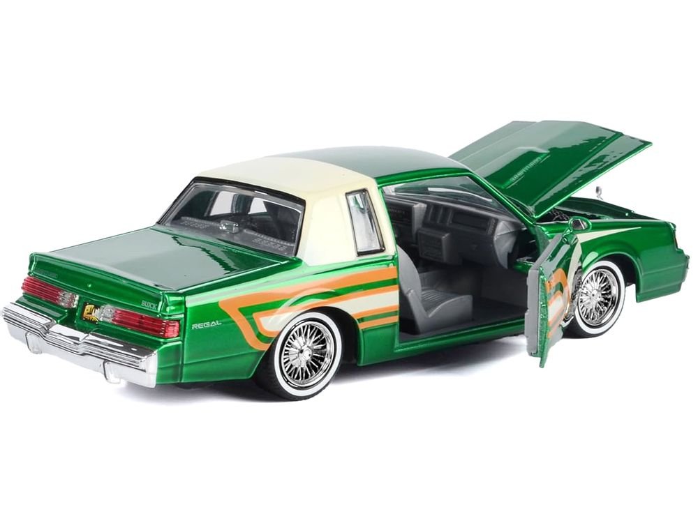 1987 Buick Regal 3.8 SFI Turbo Green Metallic and Cream with Graphics "Get Low" Series 1/24 Diecast Model Car by Motormax view 2