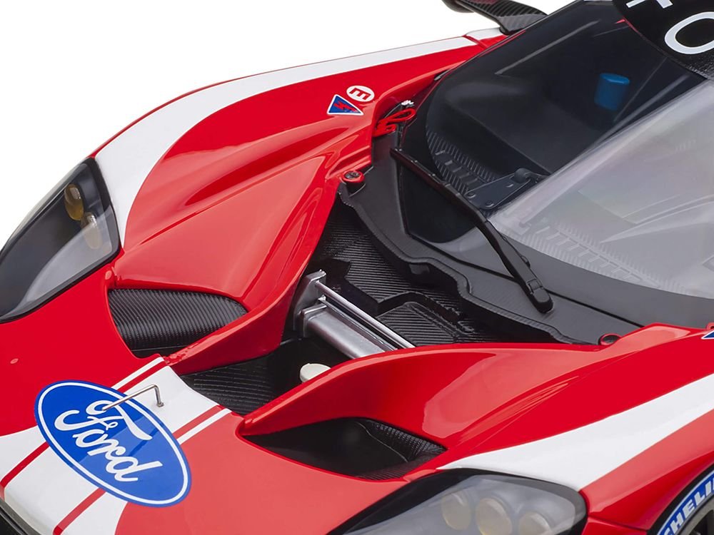 Ford GT #67 Harry Tincknell - Andy Priaulx - Jonathan Bomarito 24H of Le Mans (2019) 1/18 Model Car by Autoart view 3