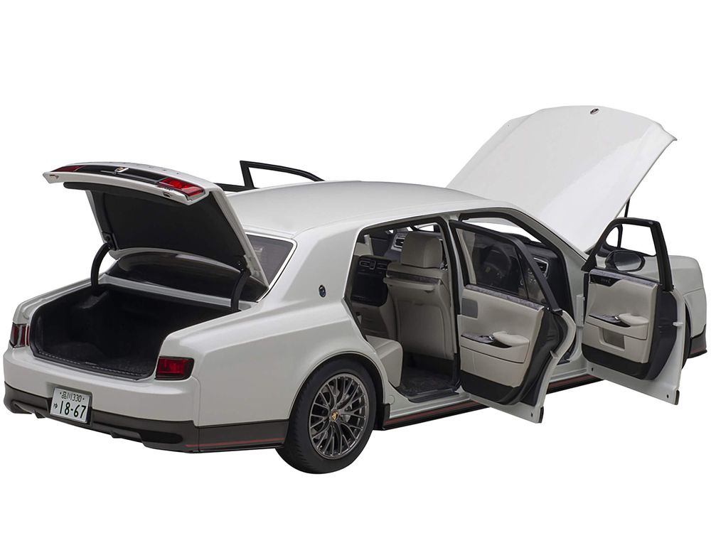Toyota Century GRMN RHD (Right Hand Drive) Pearl White 1/18 Model Car by Autoart view 2