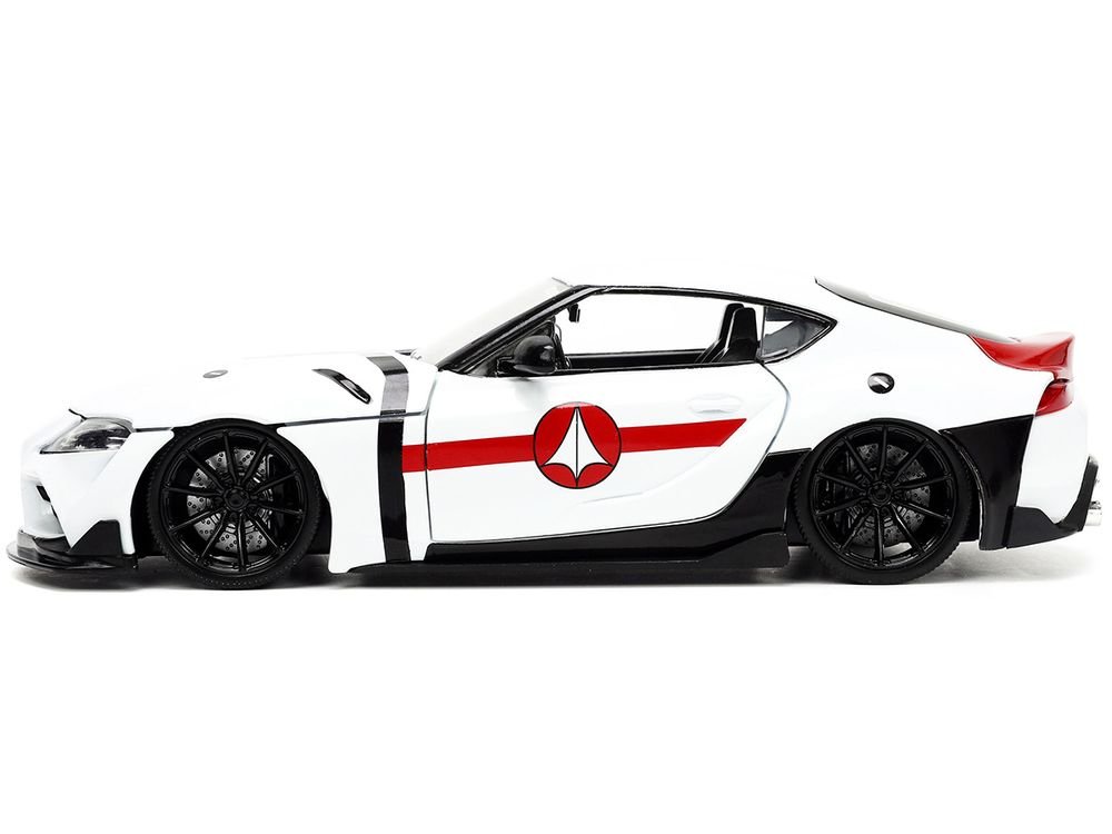 2020 Toyota Supra White and Rick Hunter Diecast Figurine "Robotech" "Hollywood Rides" Series 1/24 Diecast Model Car by Jada view 3