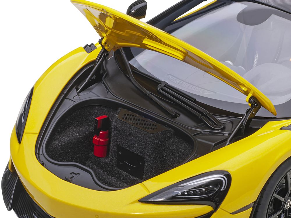 Mclaren 600LT Sicilian Yellow and Carbon 1/18 Model Car by Autoart view 3