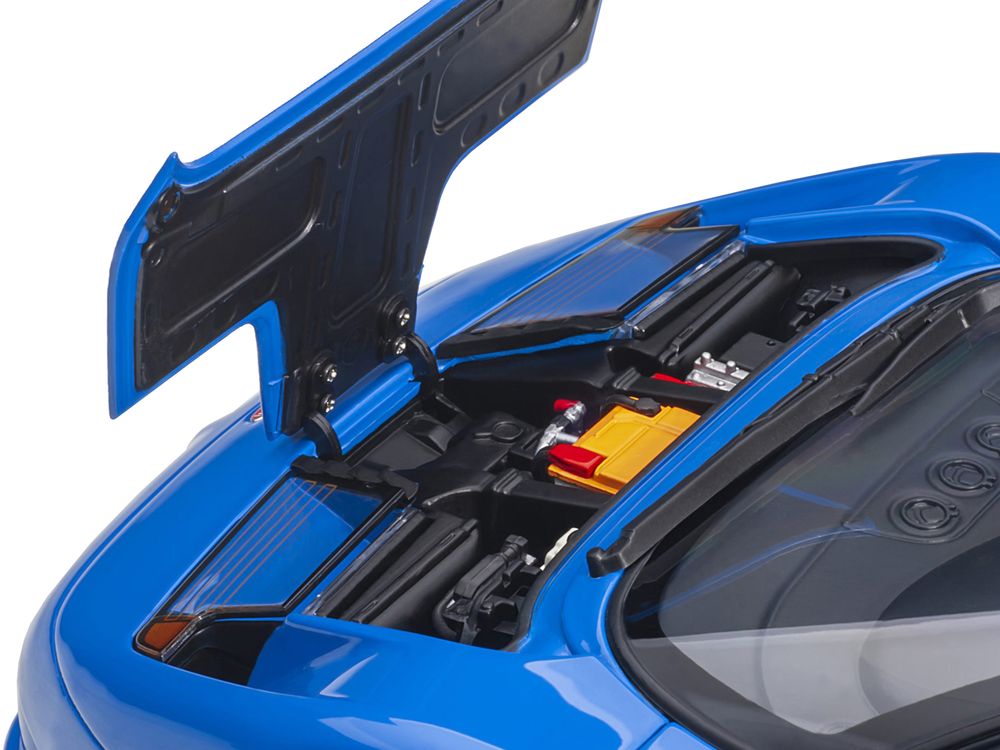 Bugatti EB110 SS Super Sport French Racing Blue with Silver Wheels 1/18 Model Car by Autoart view 3