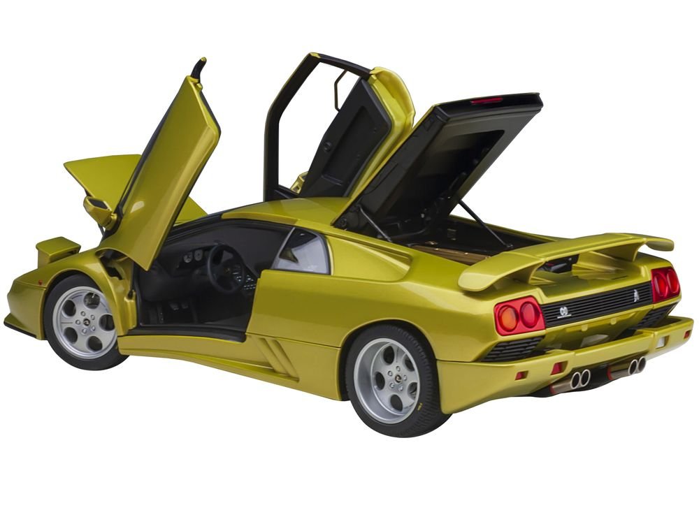 Lamborghini Diablo SE30 Giallo Spyder Yellow Metallic 1/18 Model Car by Autoart view 2