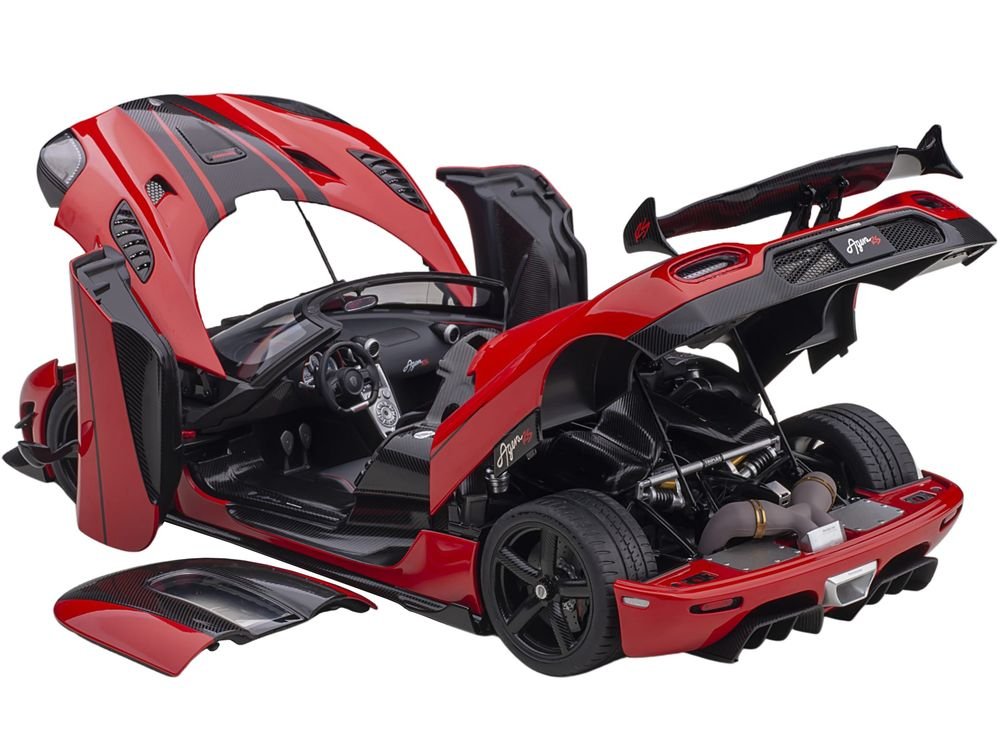 Koenigsegg Agera RS Chili Red with Black Accents 1/18  Model Car by Autoart view 2