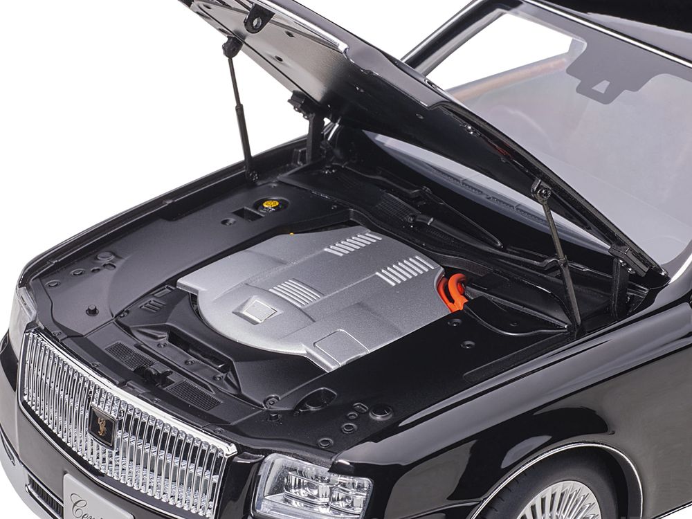 Toyota Century RHD (Right Hand Drive) Black 1/18 Model Car by Autoart view 3