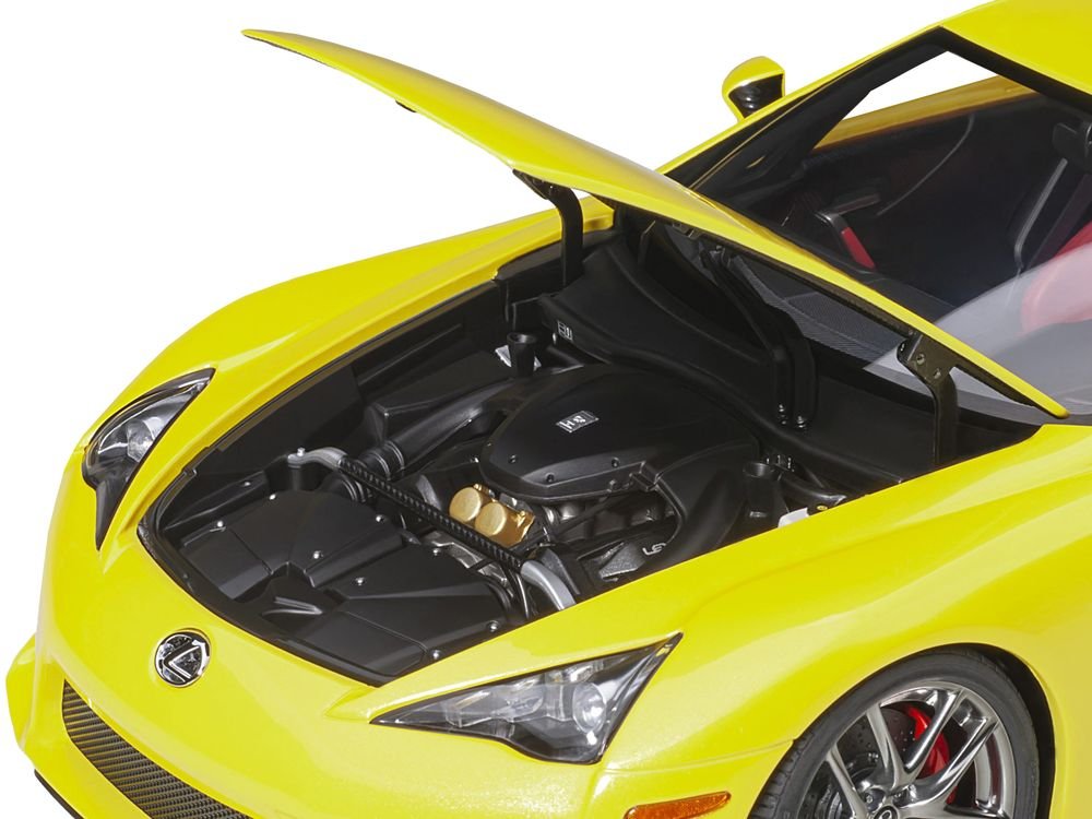 Lexus LFA Pearl Yellow with Red and Black Interior 1/18 Model Car by Autoart view 3