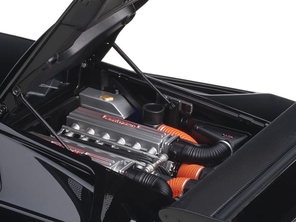 Lamborghini Diablo SV-R Deep Black 1/18 Model Car by Autoart view 4