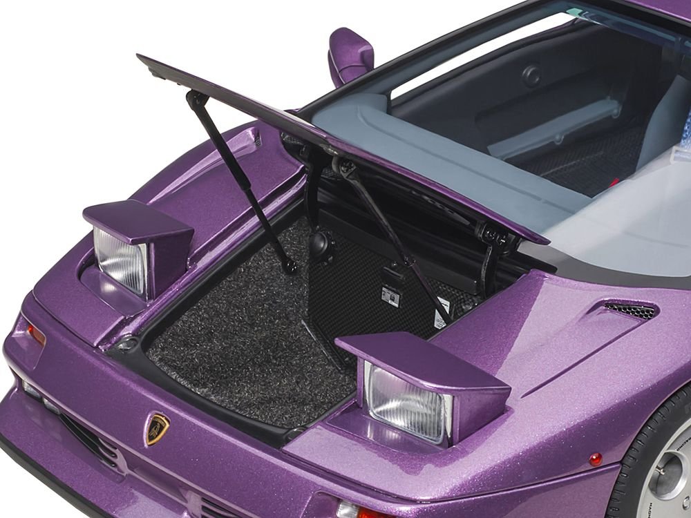 Lamborghini Diablo SE30 Viola Purple Metallic 1/18 Model Car by Autoart view 3