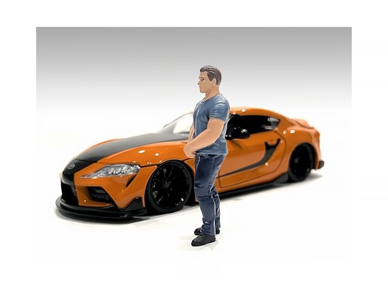 "Car Meet 3" Figurine 4 for 1/24 Scale Models by American Diorama view 2