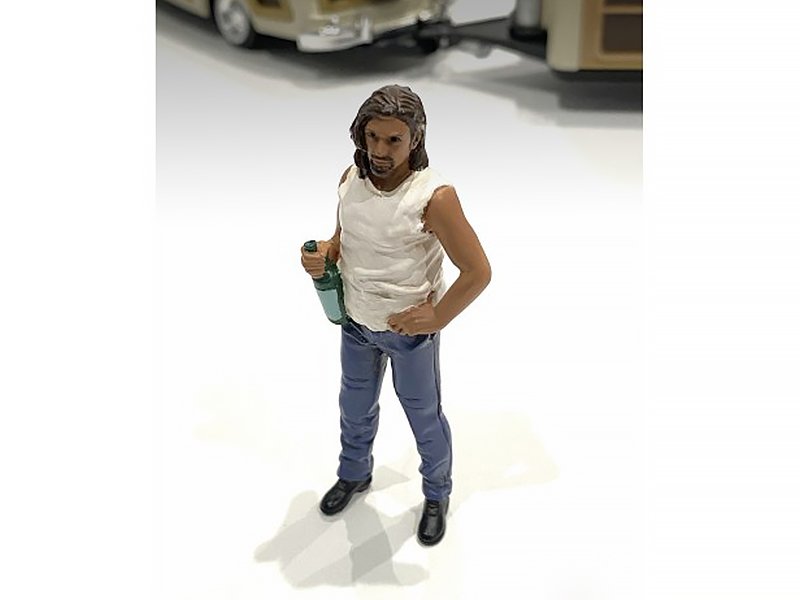 "Campers" Figure 3 for 1/18 Scale Models by American Diorama view 2