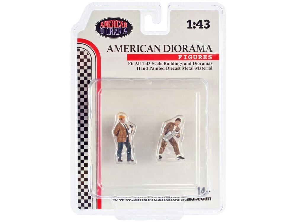"Race Day" Two Diecast Figures Set 4 for 1/43 Scale Models by American Diorama view 3