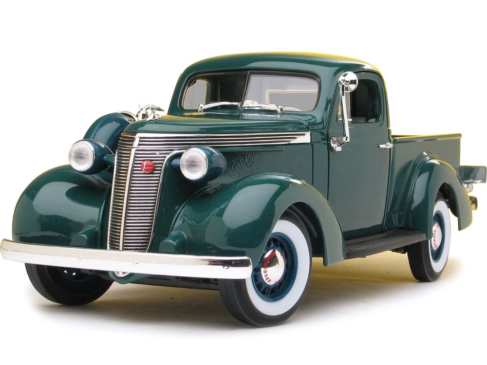 1937 Studebaker Express Pickup Truck Green 1/18 Diecast Model Car by Road Signature view 2