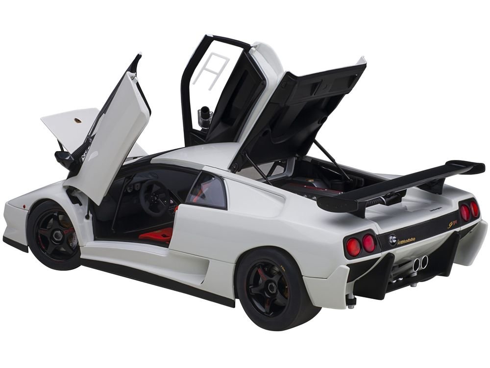 Lamborghini Diablo SV-R Impact White 1/18 Model Car by Autoart view 2