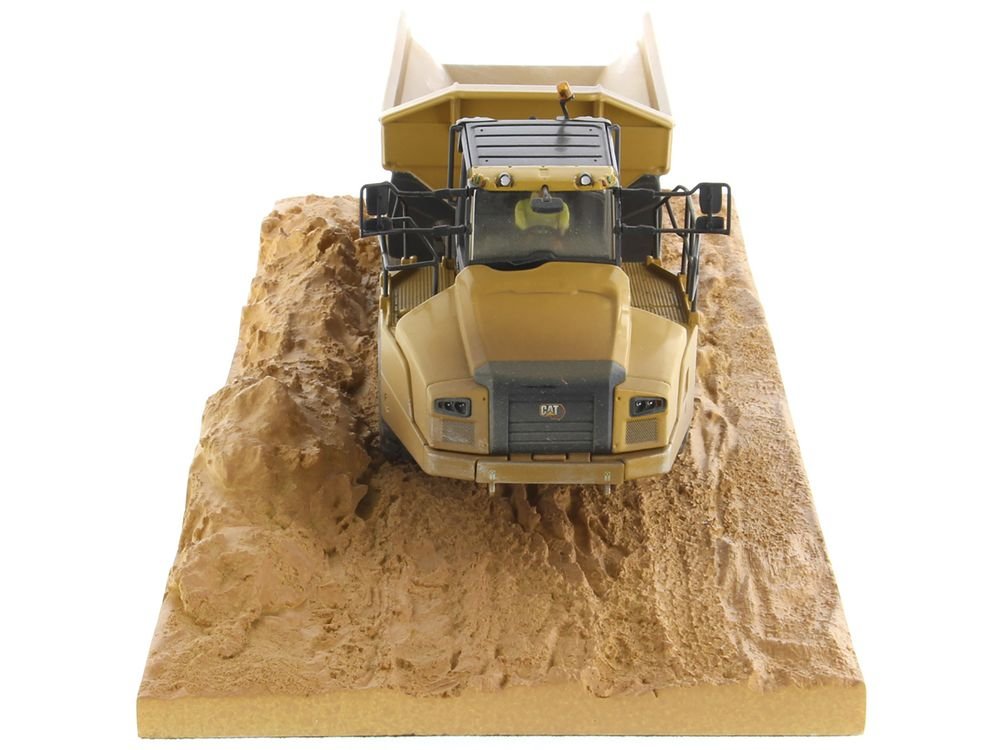 CAT Caterpillar 745 Articulated Truck with Operator (Dirty Version) "Weathered" Series 1/50 Diecast Model by Diecast Masters view 4