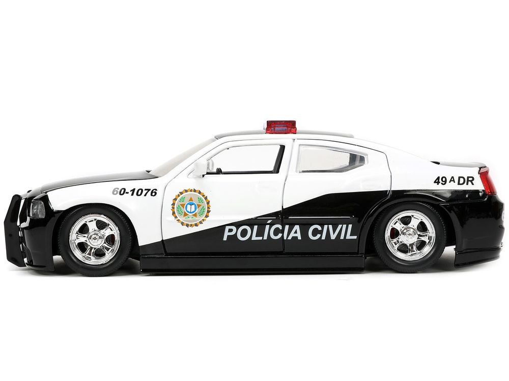 2006 Dodge Charger Police Black and White "Policia Civil" "Fast & Furious" Series 1/24 Diecast Model Car by Jada view 3