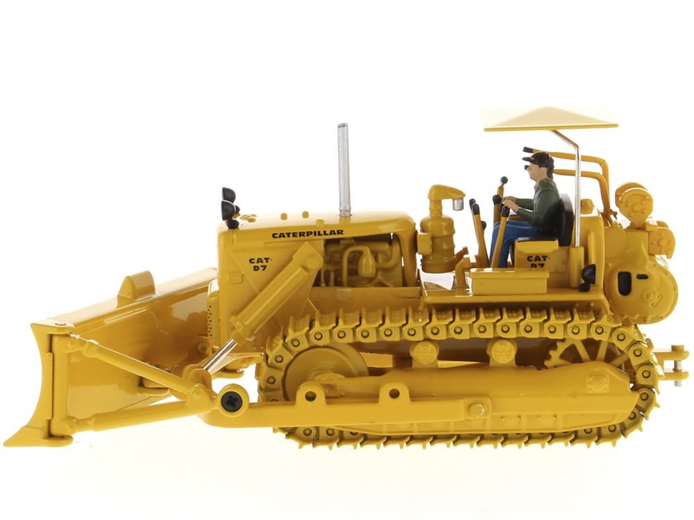CAT Caterpillar D7C Track-Type Tractor Dozer Yellow with Operator "Vintage Series" 1/50 Diecast Model by Diecast Masters view 2