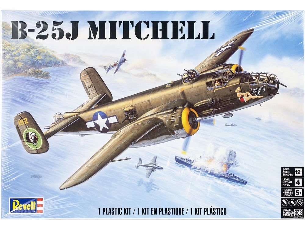 Level 4 Model Kit B-25J Mitchell Medium Bomber Plane 1/48 Scale Model by Revell view 3