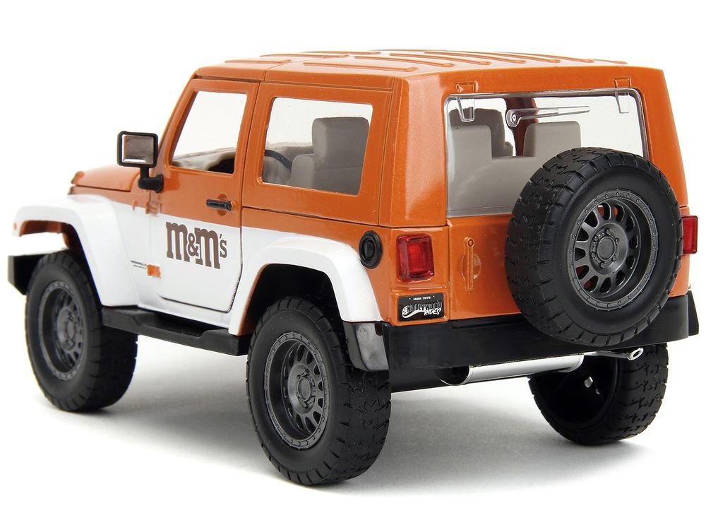 2007 Jeep Wrangler Orange Metallic and White and Orange M&M Diecast Figure "M&M's" "Hollywood Rides" Series 1/24 Diecast Model Car by Jada view 4